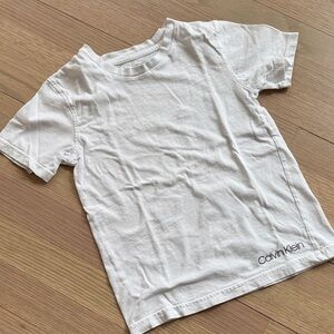 Calvin Klein Kids - 100% Cotton - White T-Shirt - Size 6/7 Small